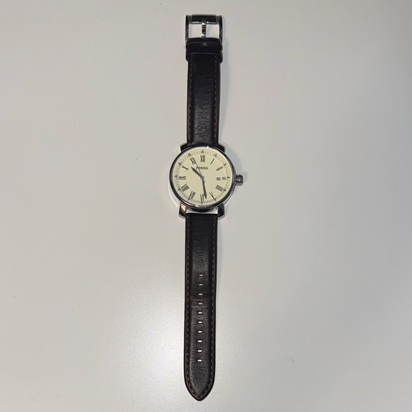 Fossil Men’s Cream Dial Watch Brown Leather Strap 20mm | Roman Numerals Classic - Picture 3 of 4